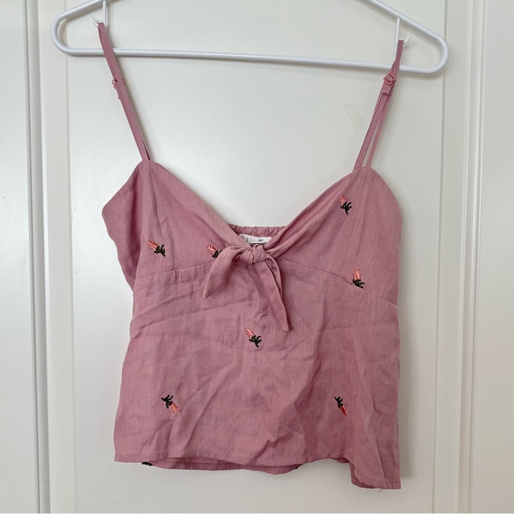 Tilly’s Ivy + Main Tie Front Floral Camisole Mauve Pink Size Extra Small